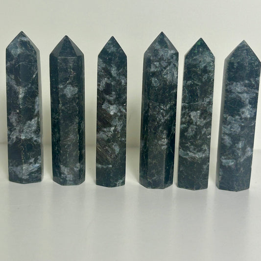 Mini Arfvedsonite Tower