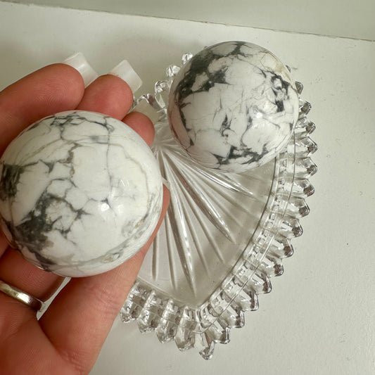 Howlite Mini Spheres