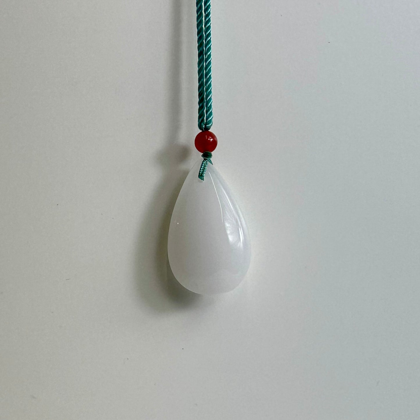 High Grade White Jade TearDrop Pendant with Certificate