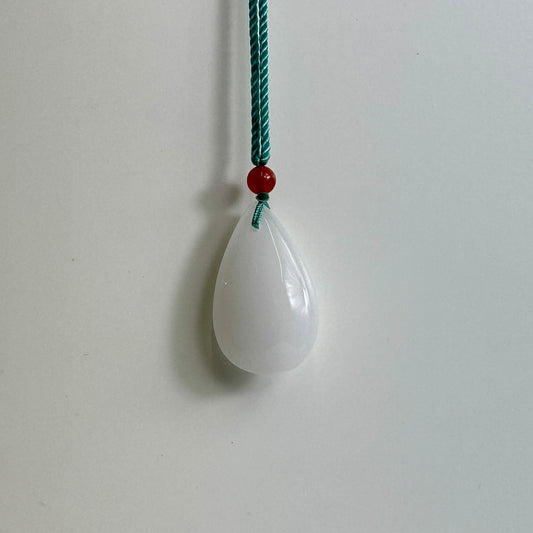 High Grade White Jade TearDrop Pendant with Certificate
