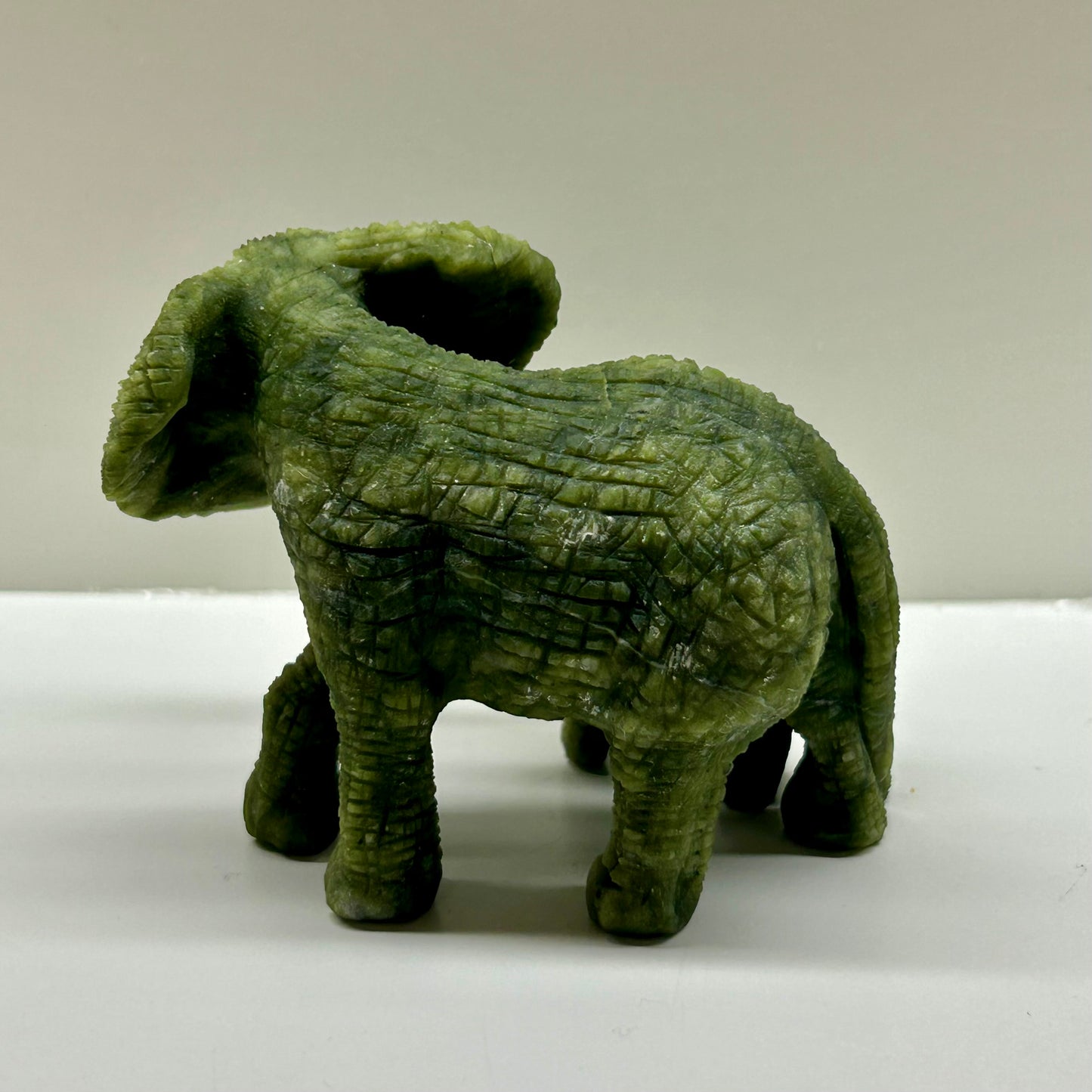 Nifity Jade Elephant Carving