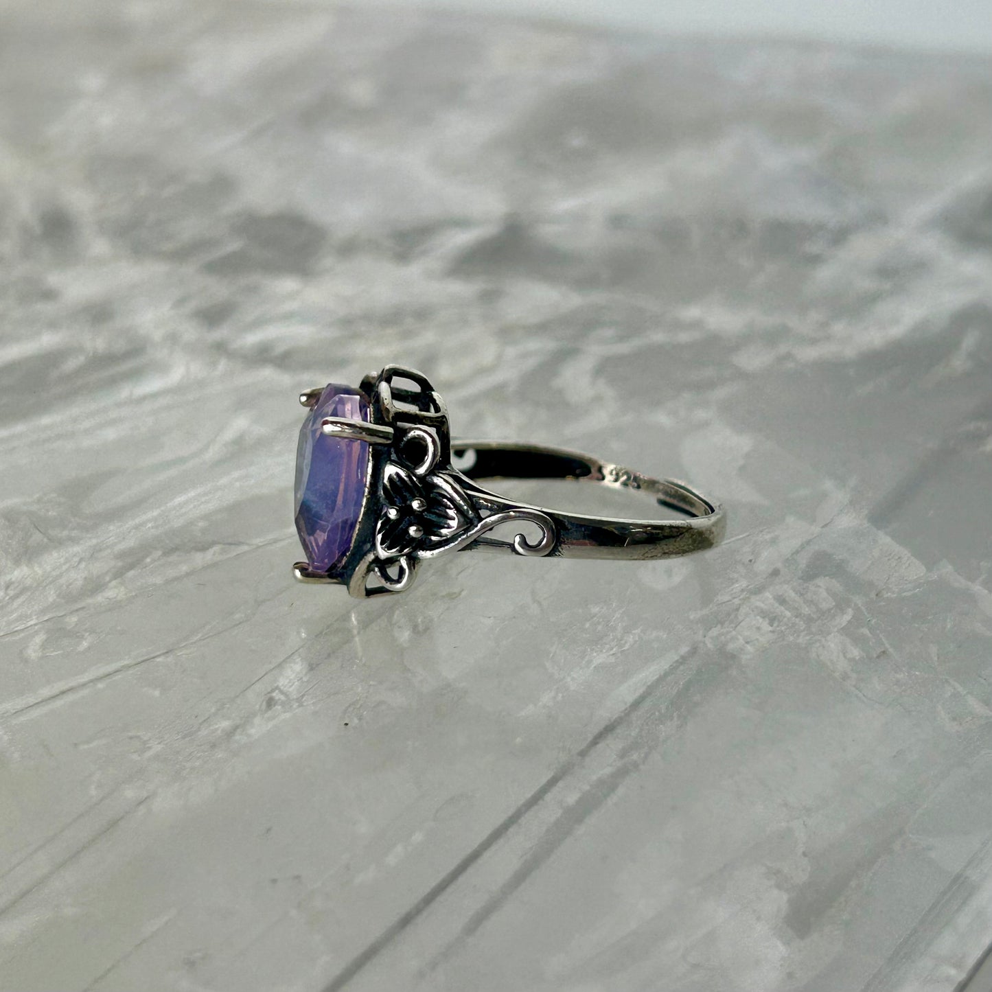 Lavender MoonStone Heart 925Ring (Adjustilbe)