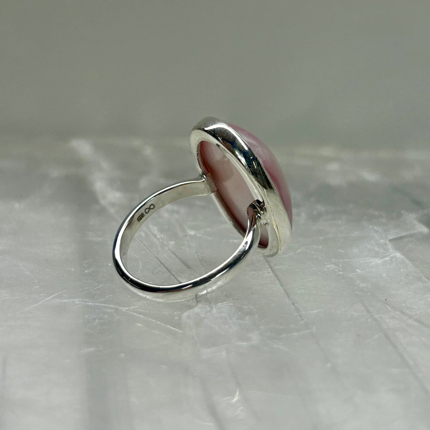 Pink Shell (Size R/S) Ring