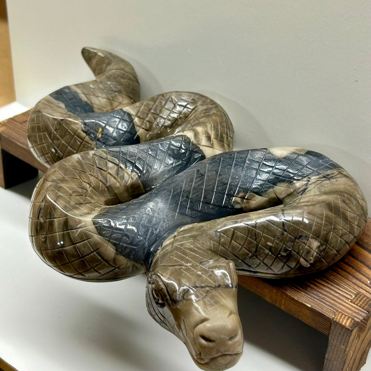 Volcano Agate Snake Carving