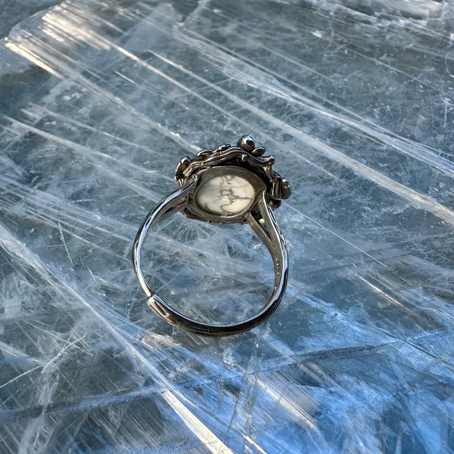 Adjustable Howlite 925 Ring