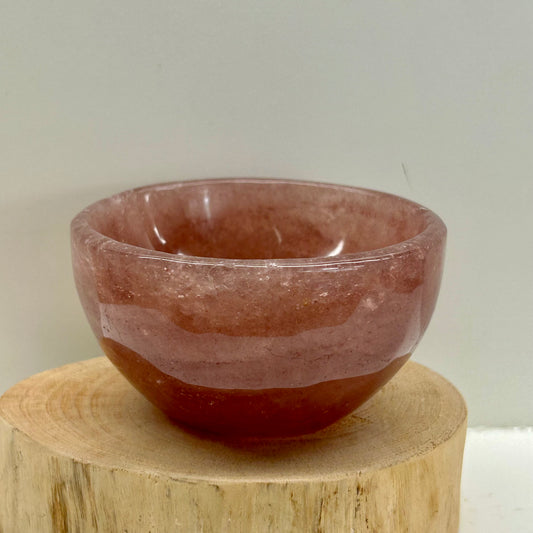 Strawberry Quartz Bowl (8cm)