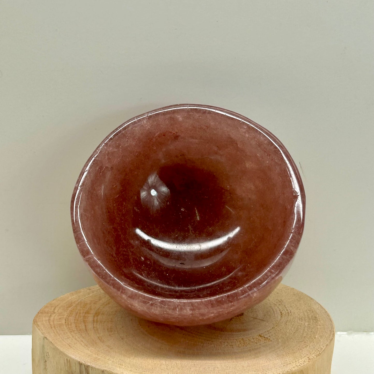 Strawberry Quartz Bowl (8cm)