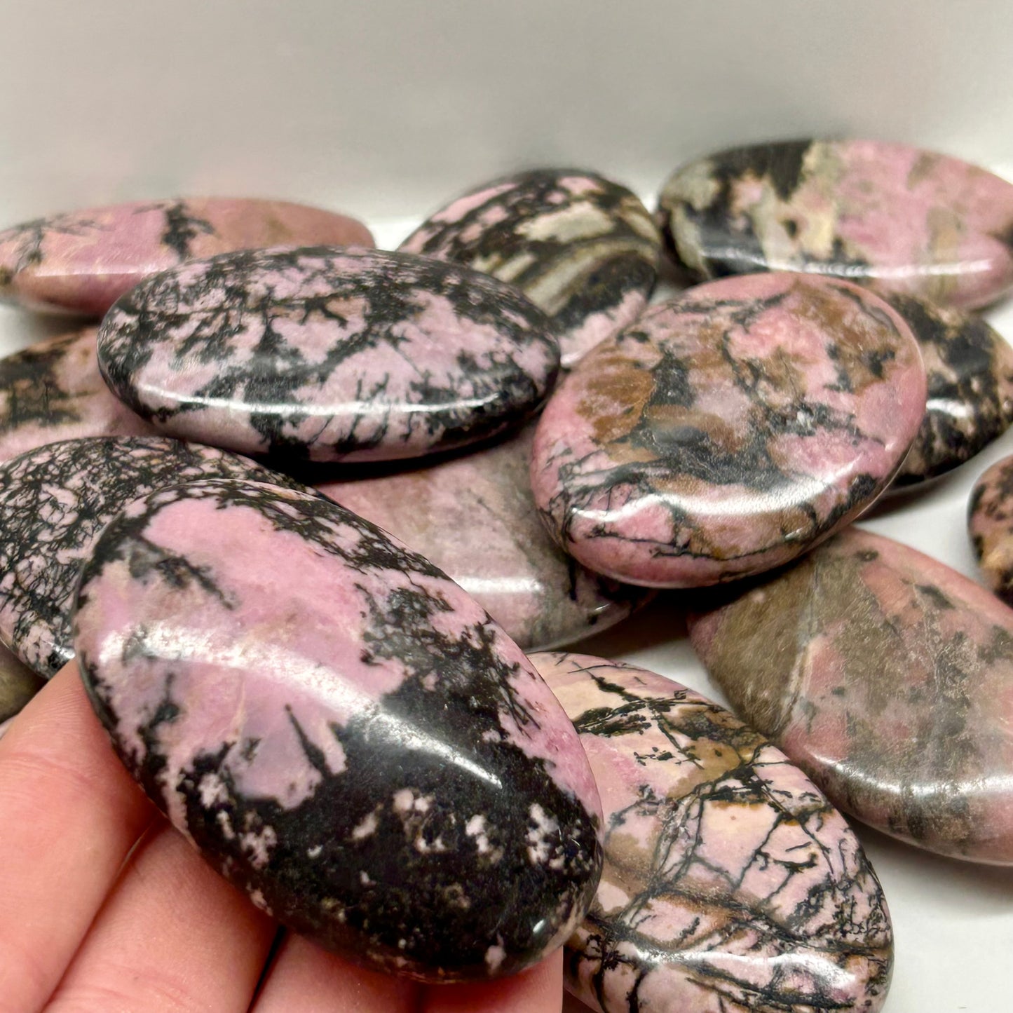 Rhodonite Palm stone