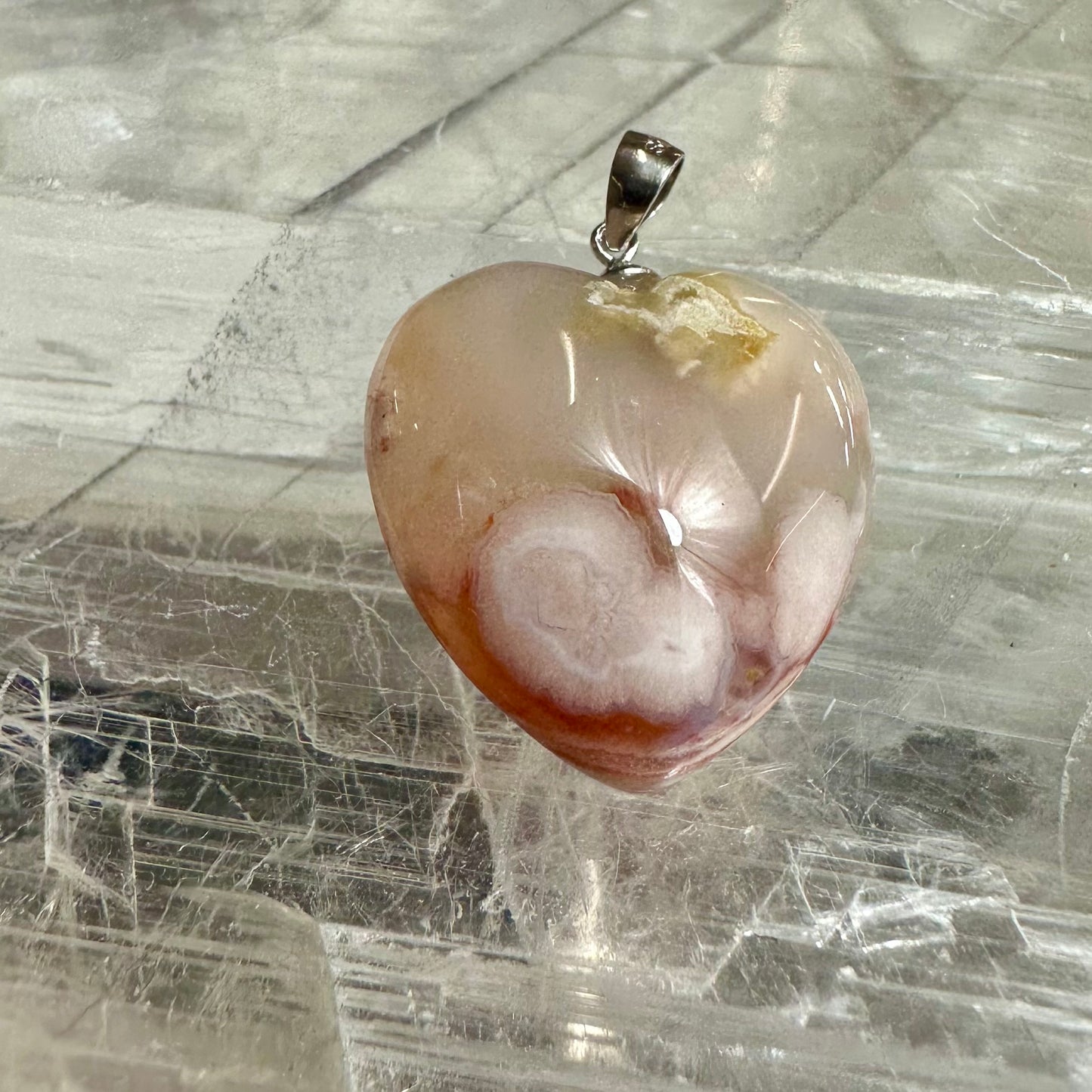 Flower Agate Heart Pendants