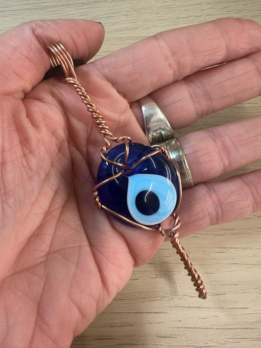 Lee's Makes - Evil Eye Pendant