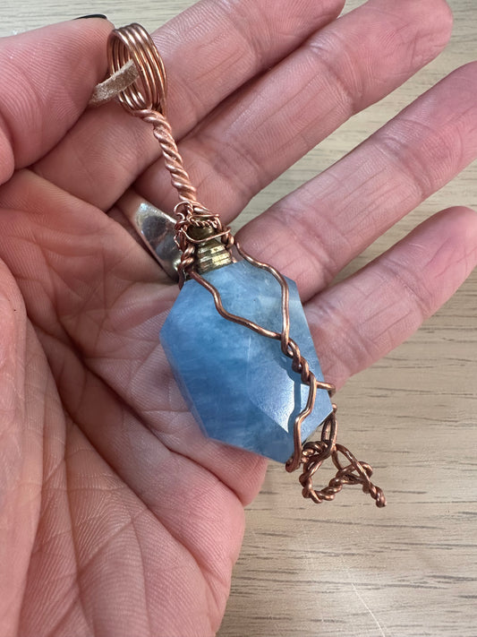 Lee's Makes - Aquamarine Pendant