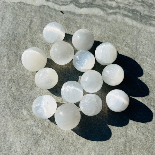 Selenite Tumbles