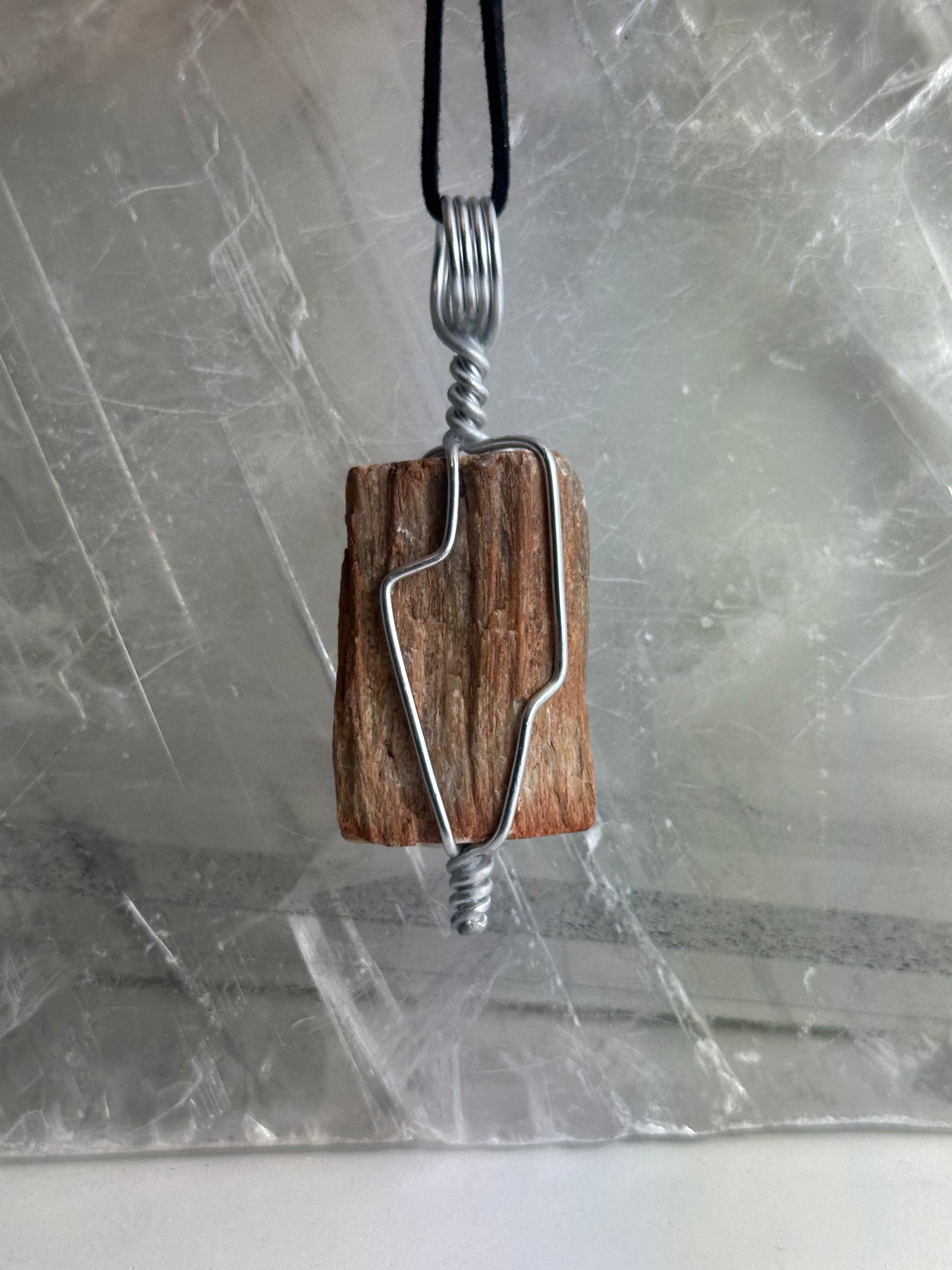 Lee's Makes - Fossilised Wood Pendant