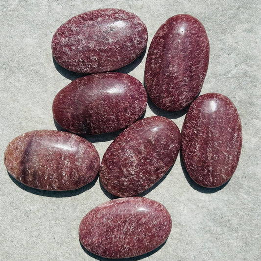 Strawberry Quartz Palmstone