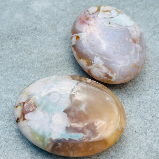 Large Flower Agate Plamstone
