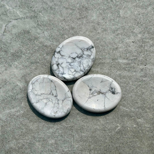 Howlite Oval Worry Stone