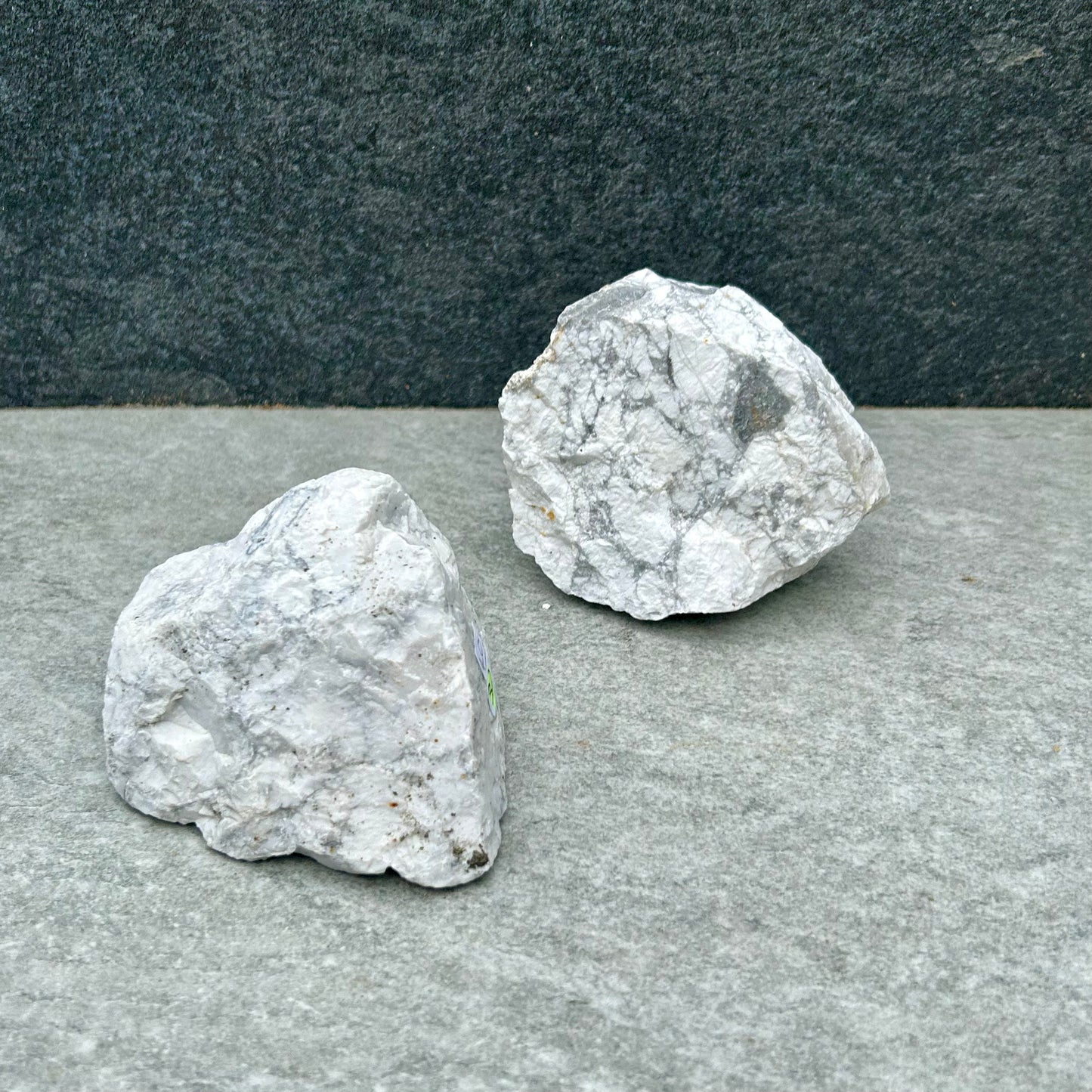 Howlite Raws