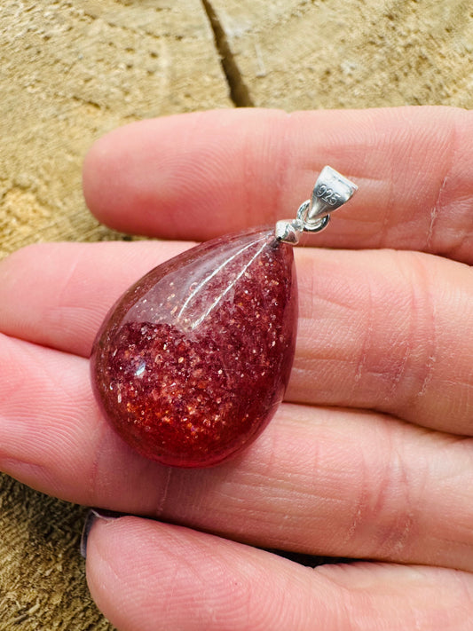 925 Strawberry Quartz Tear Drop Pendant