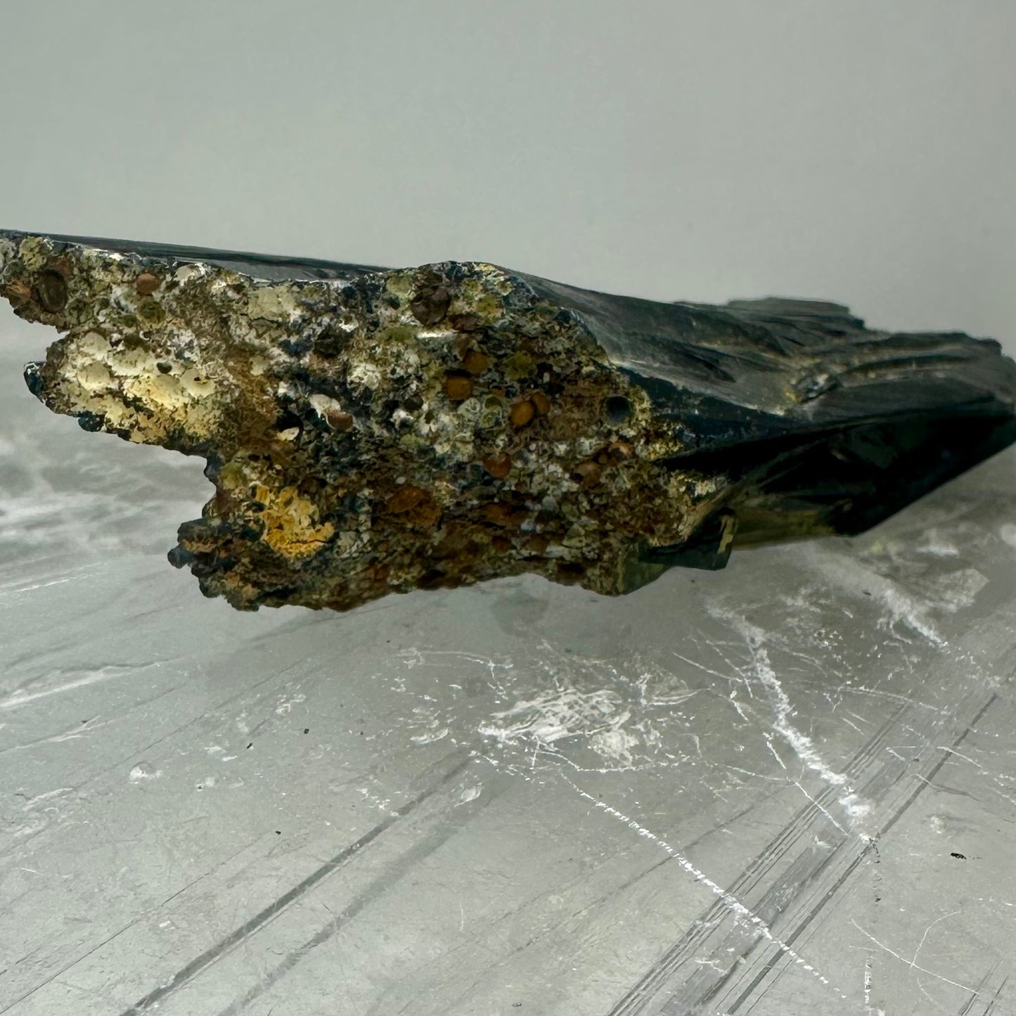 Vivanite Raw